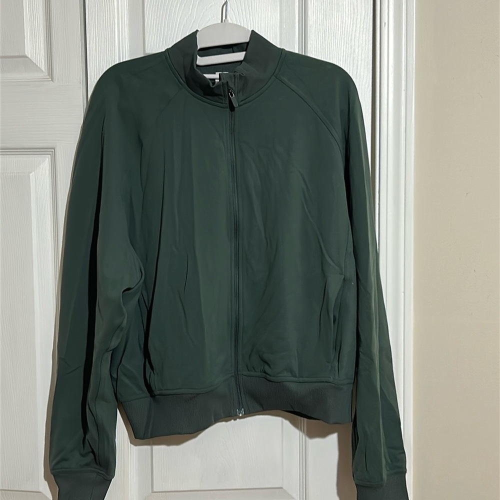 Lululemon green jacket